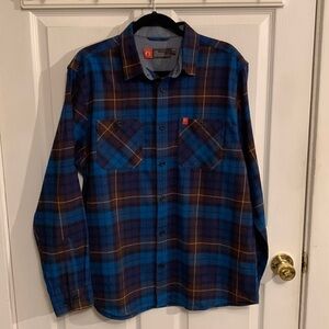 The American Outdoorsman Men’s Gorpcore Plaid Long Sleeve Shirt